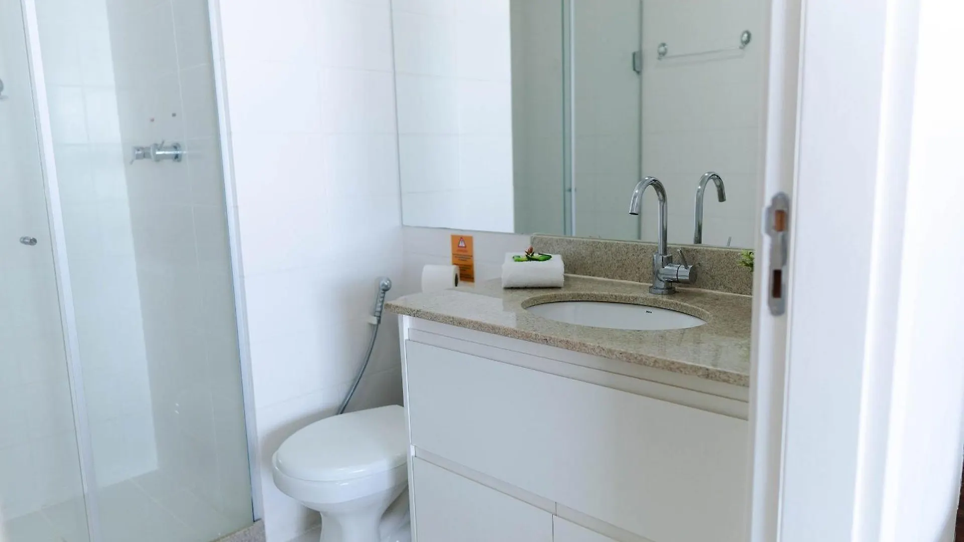 V908 Apart Hotel Em Brasilia Vista Para Esplanada Apartman